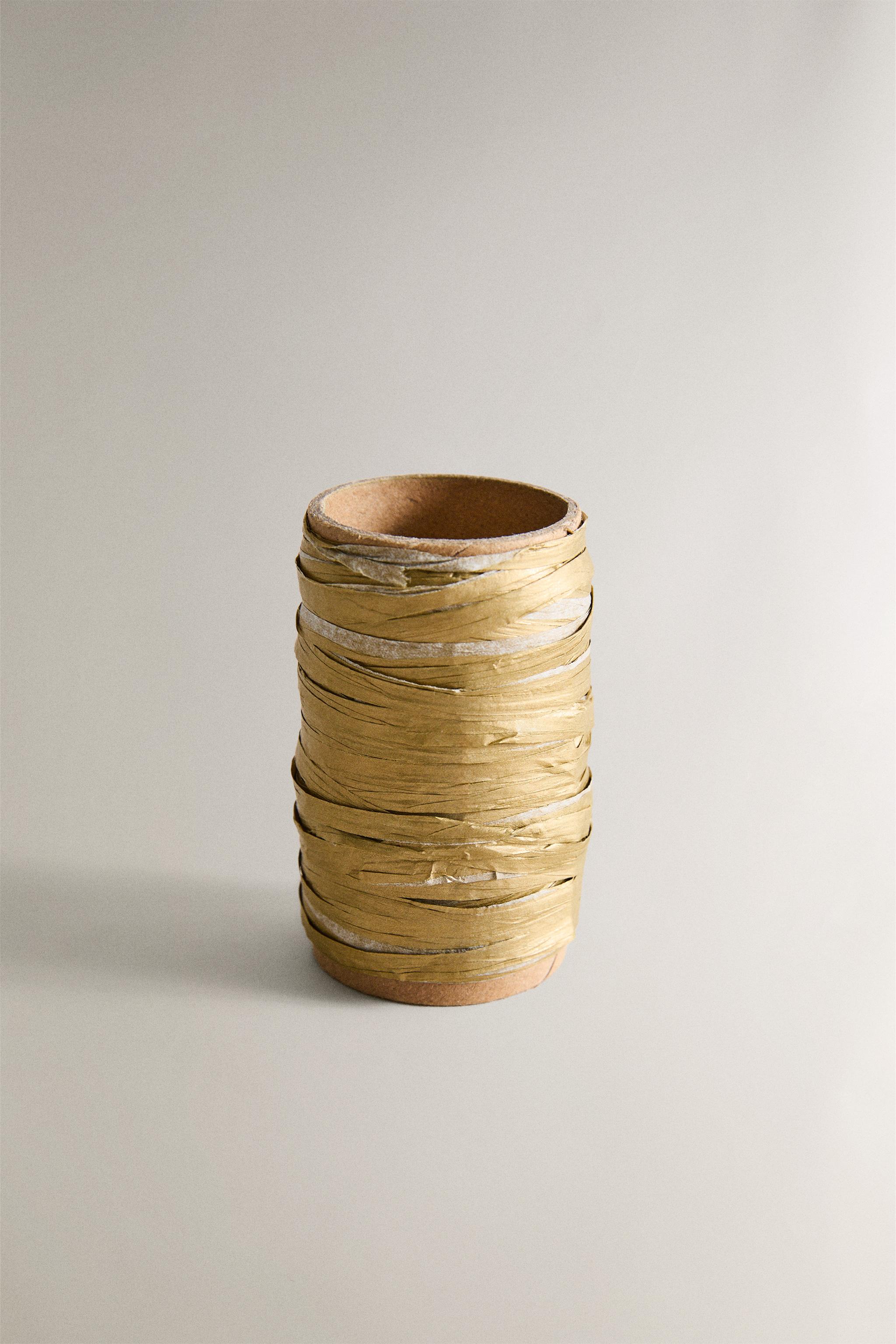 SET OF CHRISTMAS STAR GIFT WRAPPING PAPER AND RIBBON BOW